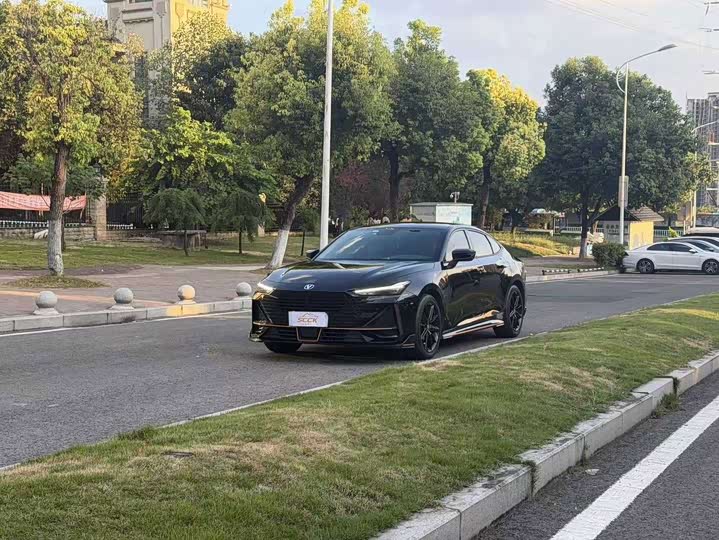 Changan UNI-V 2022 1.5T sports version