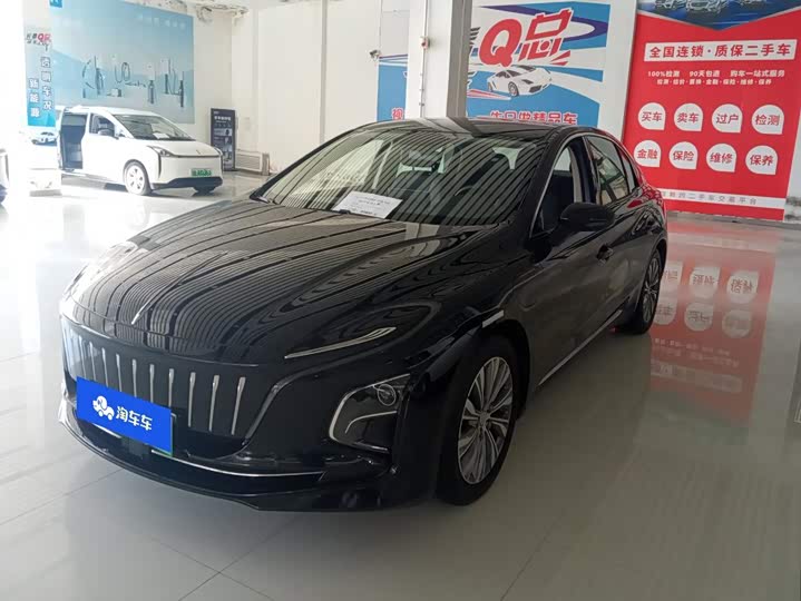 Hongqi E-QM5 2024 model 560km PLUS