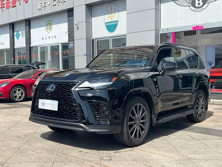 Lexus LX 2023 600