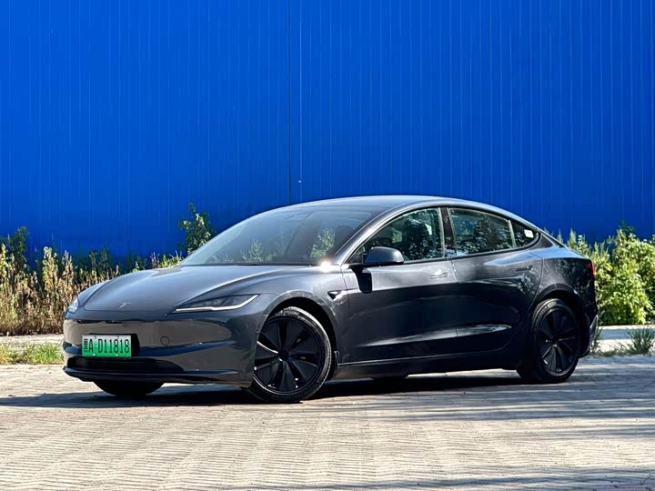 Model 3 2023 rear-wheel drive version