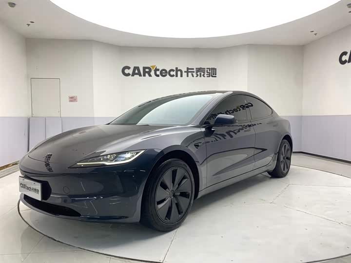 Model 3 2025 rear-wheel drive version