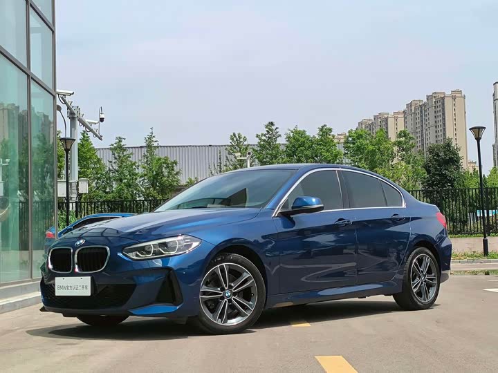BMW 1 Series 2021 facelift 120i M sports version