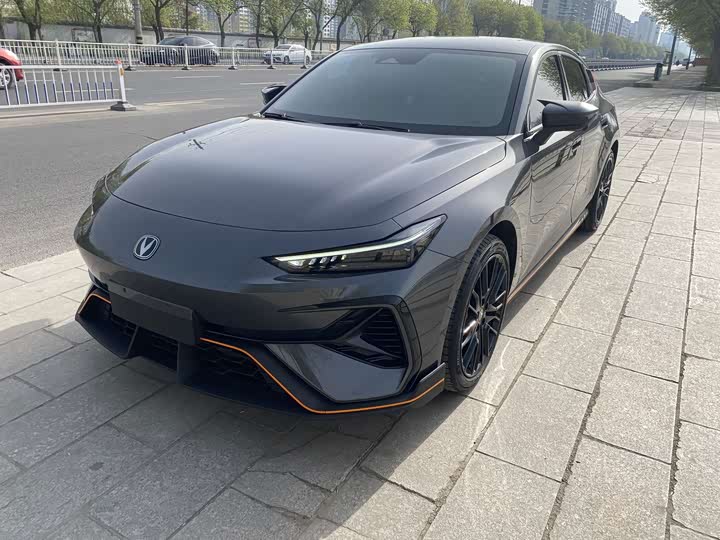 Changan UNI-V 2025 third generation 2.0T powerful model
