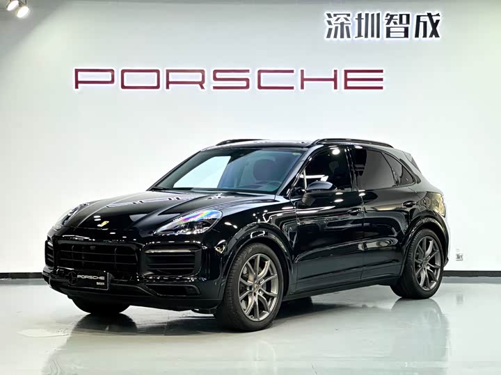 2023 Porsche Cayenne S 2.9T Platinum Edition