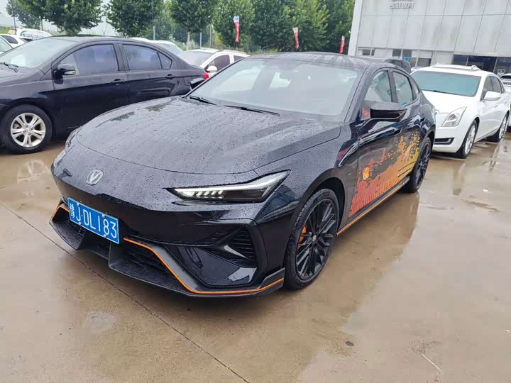 Changan UNI-V 2025 third generation 2.0T powerful model