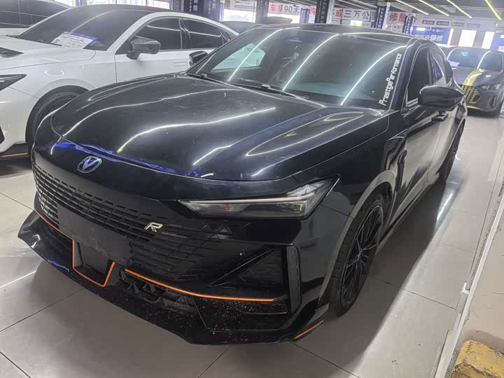 Changan UNI-V 2023 1.5T sports version