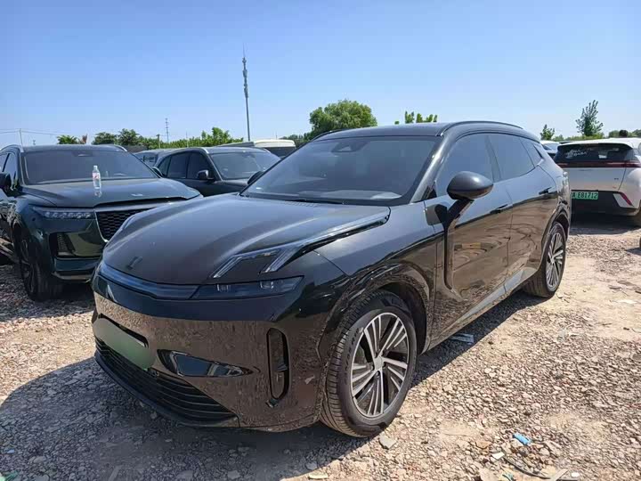 Lynk & Co 08 EM-P 2024 model 120km long range Plus