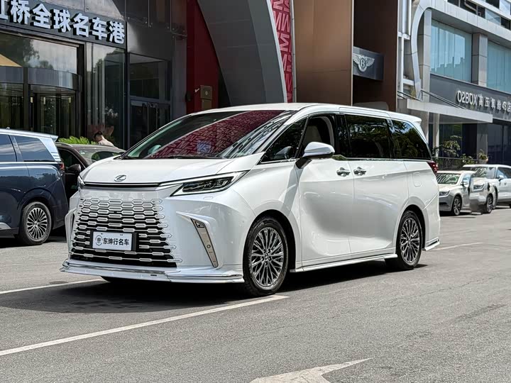 2025 Lexus LM 2023 350h seven-seat elegant version