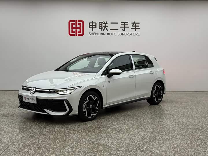 Golf 2025 300TSI R-Line