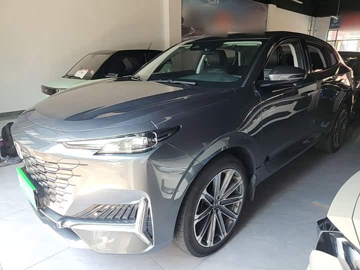Changan UNI-K 2021 2.0T all-wheel drive premium model