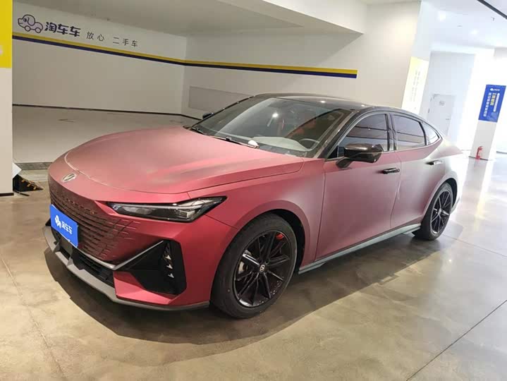 Changan UNI-V 2022 1.5T premium model