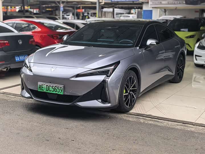 JiFox Alpha S5 2025 560MAX 185kW