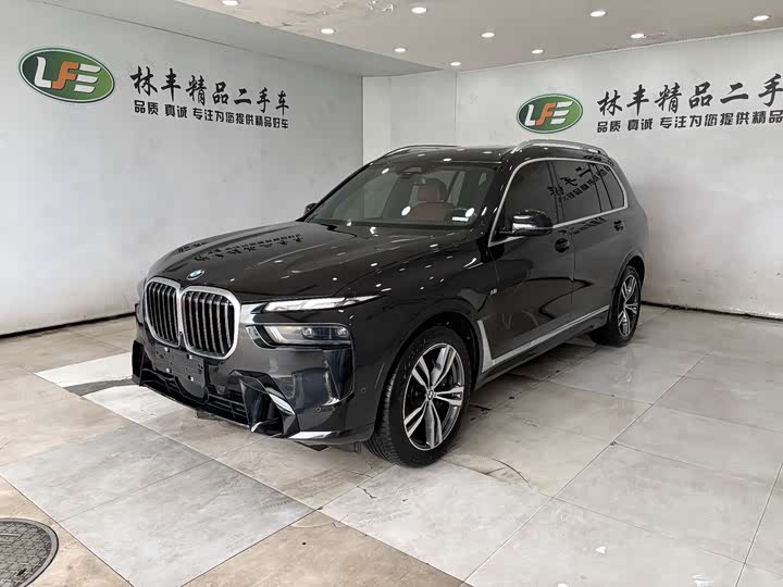 BMW X7 2023 xDrive40i Exclusive M Sports Package