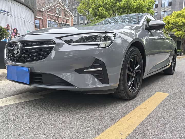 Regal 2021 552T Elite