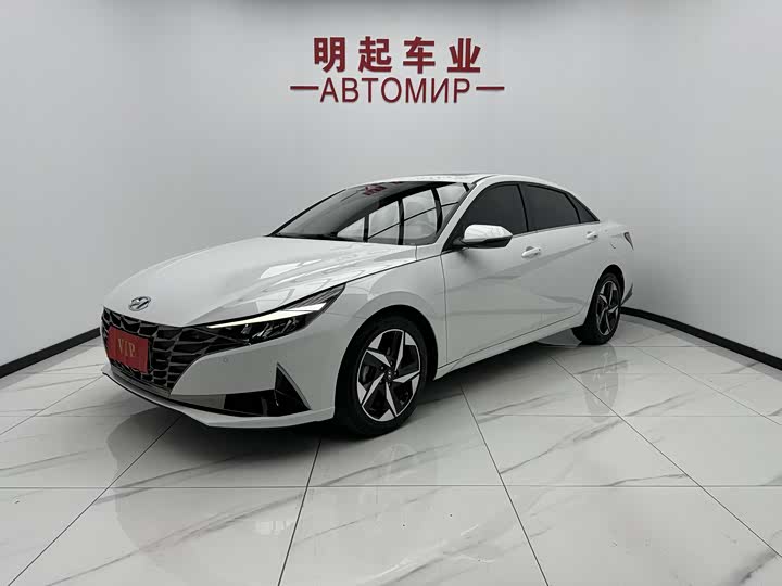 Elantra 2022 1.5L CVT LUX Premium Edition