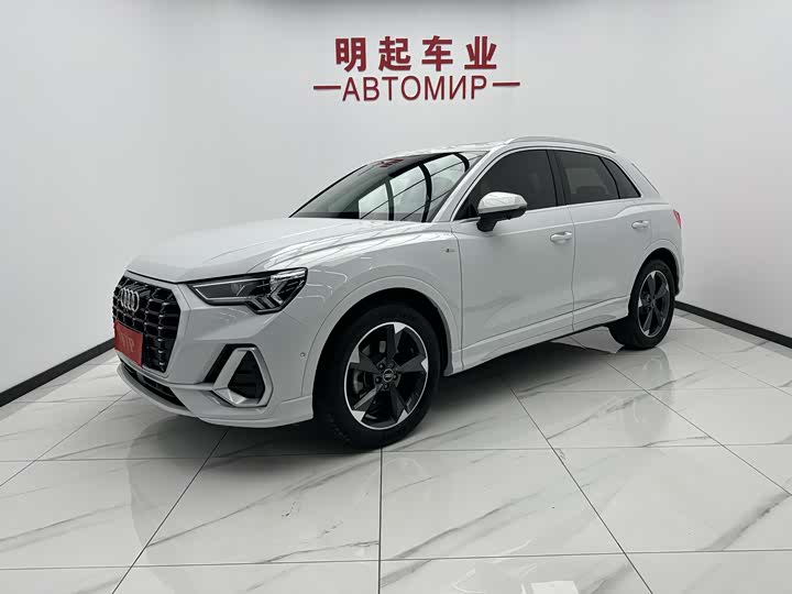 2023 Audi Q3 2022 35 TFSI Fashionable and Dynamic