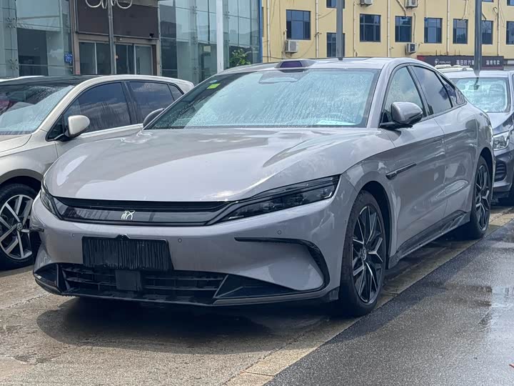 2025 Han 2025 DM-i Smart Driving Edition 125KM Honor Type