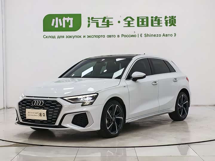 2023 Audi A3 2023 Sportback 35 TFSI stylish and sporty