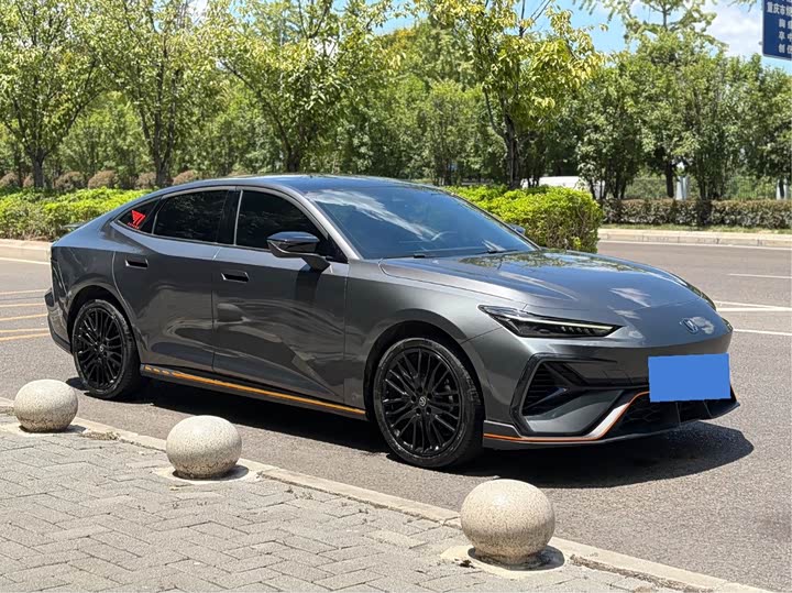 Changan UNI-V 2025 third generation 1.5T 500Bar distinguished sports model