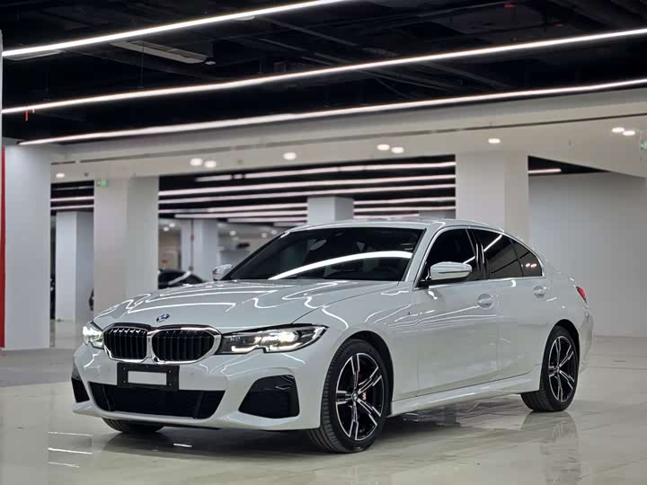 2022 BMW 3 Series 2022 325i M Sport Package