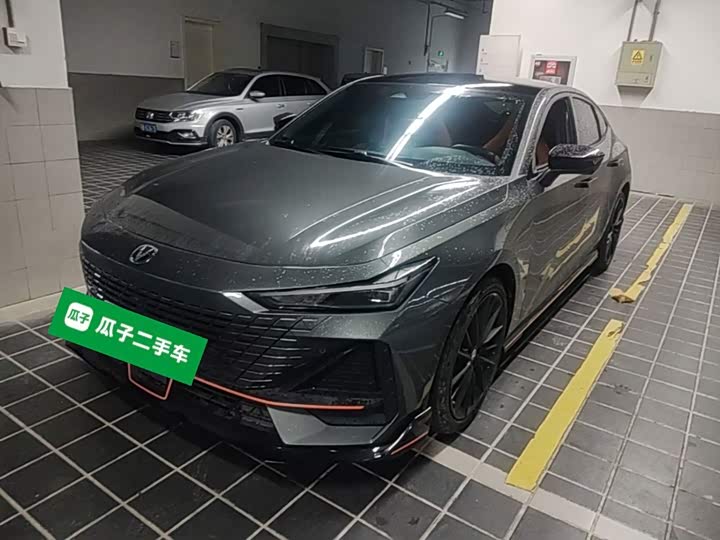 Changan UNI-V 2023 1.5T sports version