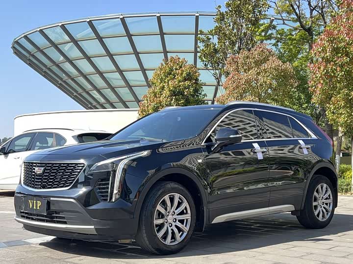 2023 Cadillac XT4 2022 28T FWD Luxury