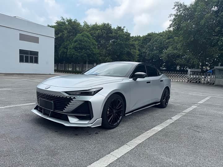 Changan UNI-V 2022 1.5T sports version