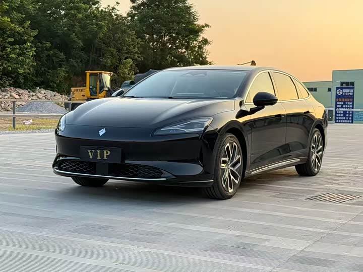 Baojun Xiangjing 2025 pure electric 600km luxury version
