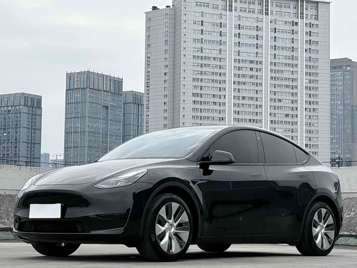 2023 Model Y 2022 Refresh RWD