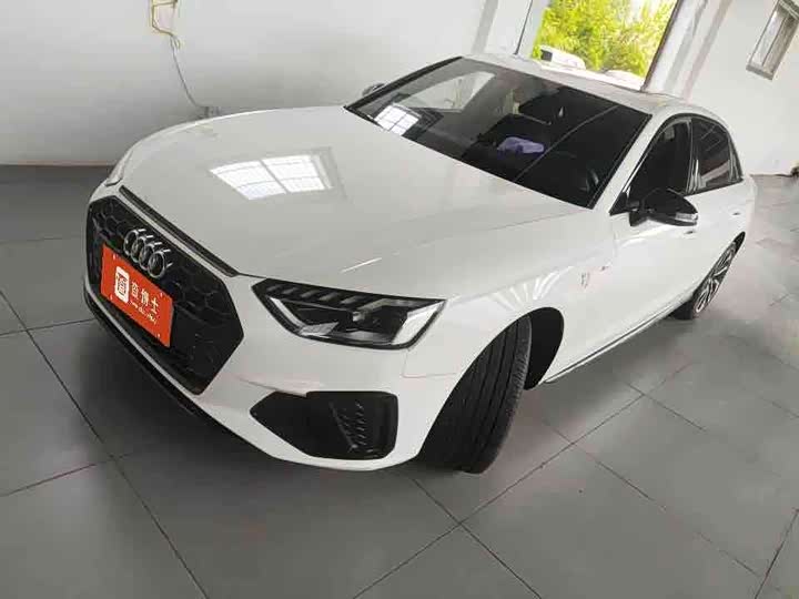 Audi A4L 2023 40 TFSI luxury and dynamic model