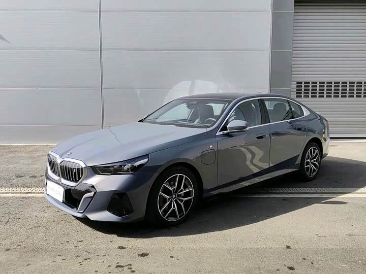 2024 BMW i5 2024 eDrive 35L Exclusive M Sports Package