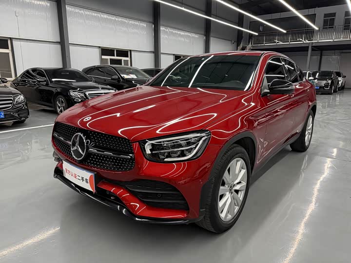 2022 Mercedes-Benz GLC coupe 2022 facelift GLC 260 4MATIC coupe SUV
