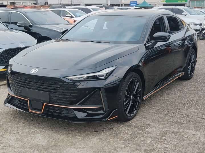 Changan UNI-V 2022 1.5T sports version