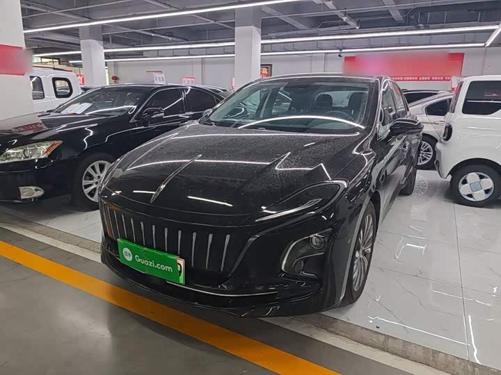 Hongqi E-QM5 2022 431km Charging Enjoyment Edition