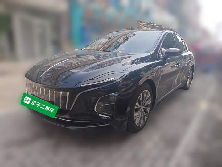 Hongqi E-QM5 2023 model 620km PLUS