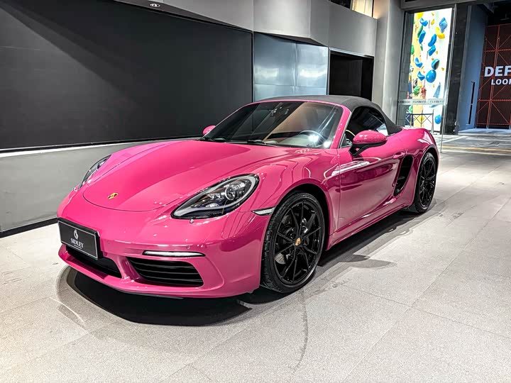 2023 Porsche 718 2022 Boxster 2.0T