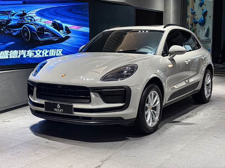 2022 2023 Porsche Macan 2.0T