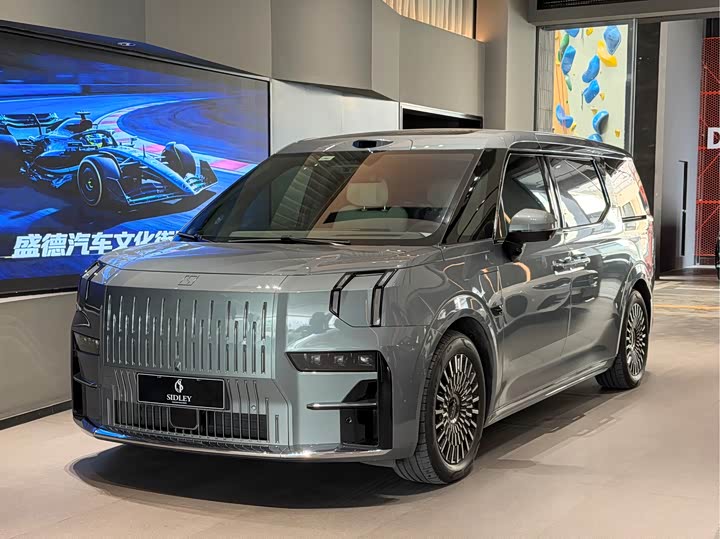2024 Jikrypton 009 2024 seven-seat aisle version four-wheel drive 108kWh