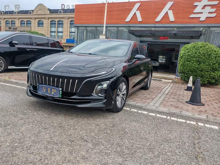 Hongqi E-QM5 2022 431km Charging Enjoyment Edition