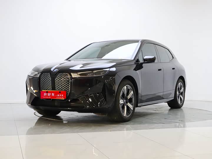 BMWiX 2022 Model xDrive40