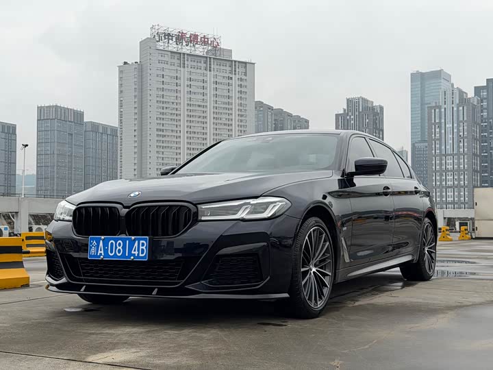 2021 BMW 5 Series 2021 530Li Leading M Sports Package