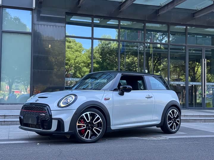 2021 MINI 2021 2.0T COOPER S racing driver