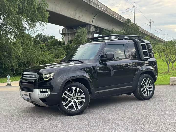 Land Rover Defender 2022 90 3.0T P400 Dark Special Edition
