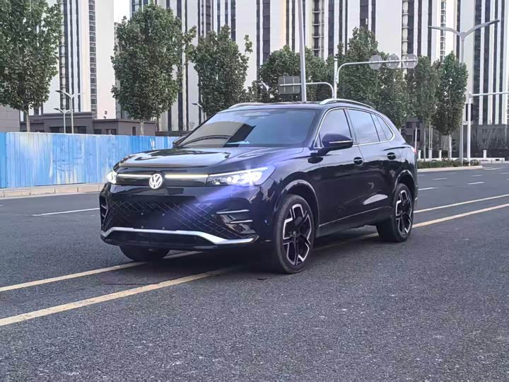 Tiguan L 2025 PRO 380TSI four-wheel drive R-Line Zhizun Edition