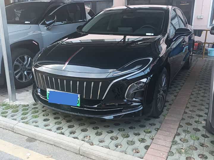 Hongqi E-QM5 2022 431km Charging Enjoyment Edition