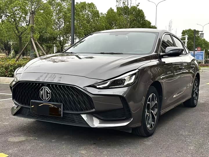2021 MG5 2021 180DVVT CVT Youth Fashion Edition
