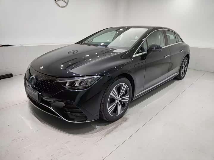 2025 Mercedes-Benz EQE 2025 500 4MATIC Pioneer Edition