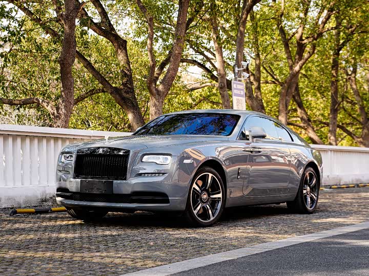 Phantom 2022 6.6T automatic