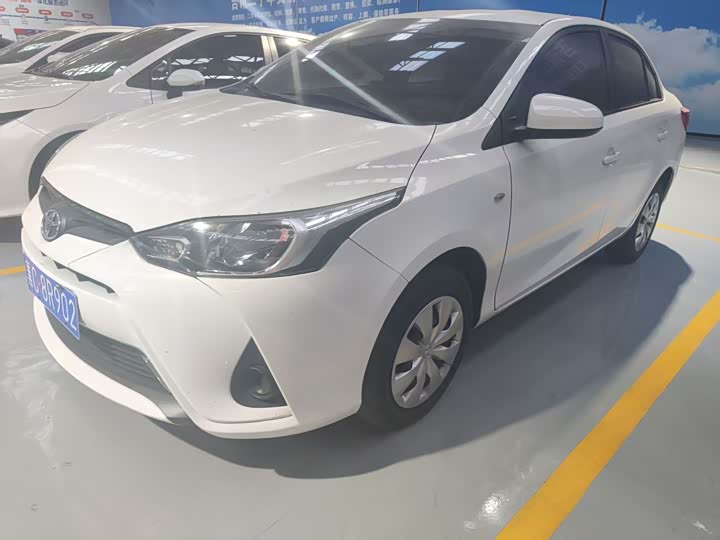 2022 YARiS L 2022 1.5L CVT luxury PLUS version