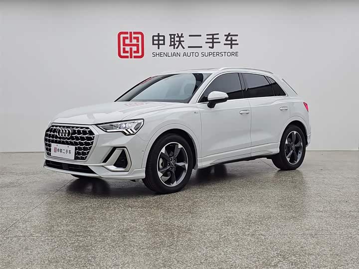 2024 Audi Q3 2024 35 TFSI Fashionable and Dynamic